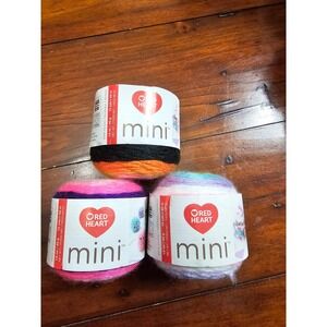 Red Heart Mini Yarn 3 Pack Ombre‎ Rainbow Pink Purple Orange Craft Projects